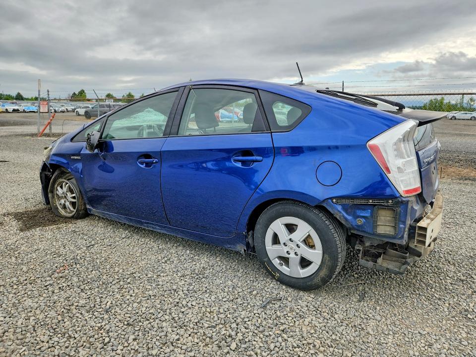 Photo 2 from auction – 2011 TOYOTA PRIUS with VIN JTDKN3DU2B0313773