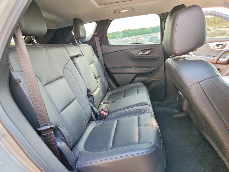Photo 11 from auction – 2021 CHEVROLET BLAZER with VIN 3GNKBDRS5MS561654