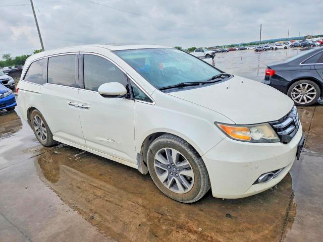 Photo 4 from auction – 2016 HONDA ODYSSEY with VIN 5FNRL5H93GB036422