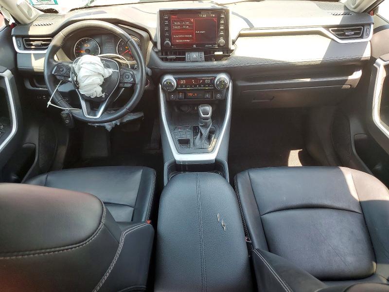 Photo 8 from auction – 2021 TOYOTA RAV4 with VIN 2T3A1RFV4MC143867