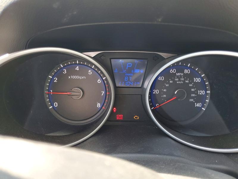 Photo 9 from auction – 2012 HYUNDAI TUCSON with VIN KM8JUCAC3CU510239