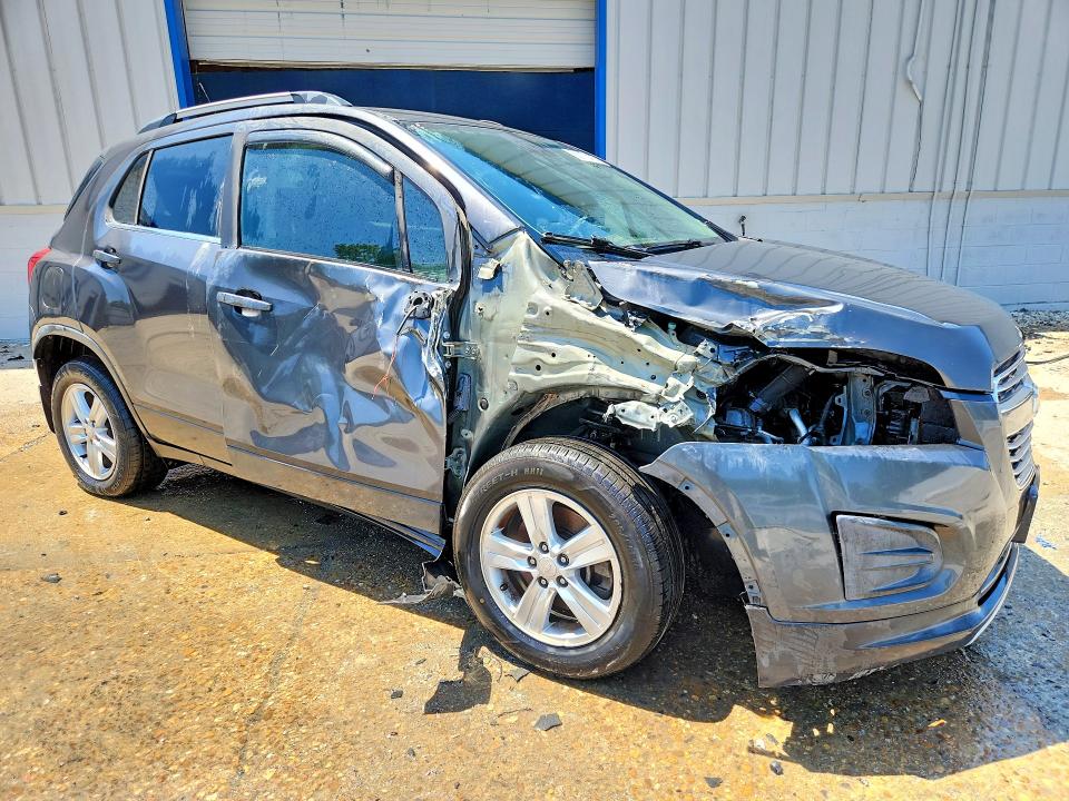Photo 4 from auction – 2016 CHEVROLET TRAX with VIN 3GNCJLSB1GL279652