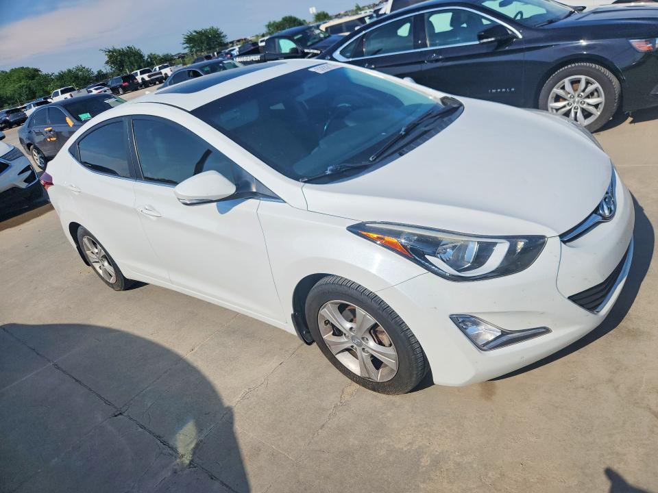 Photo 4 from auction – 2016 HYUNDAI ELANTRA with VIN 5NPDH4AE2GH723406