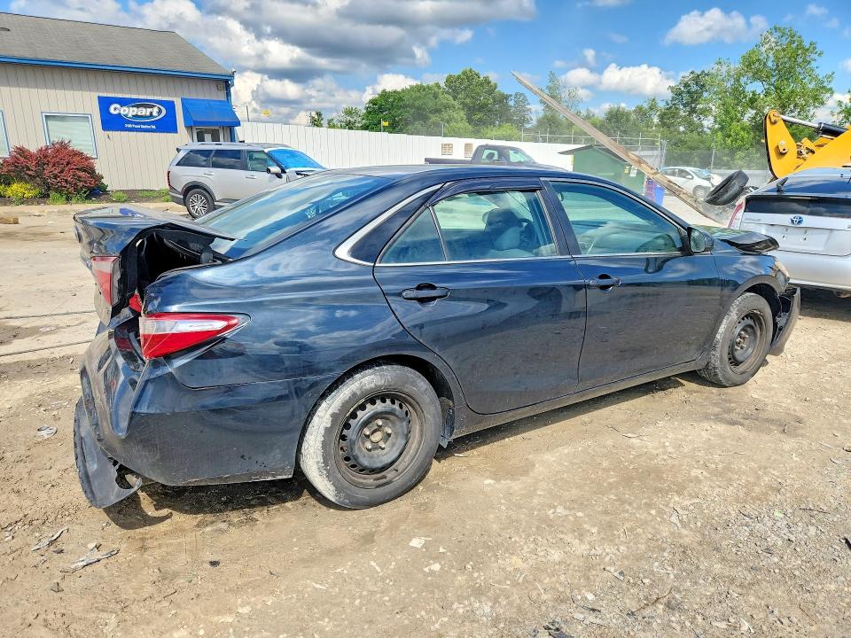 Photo 3 from auction – 2017 TOYOTA CAMRY with VIN 4T1BF1FK0HU450365
