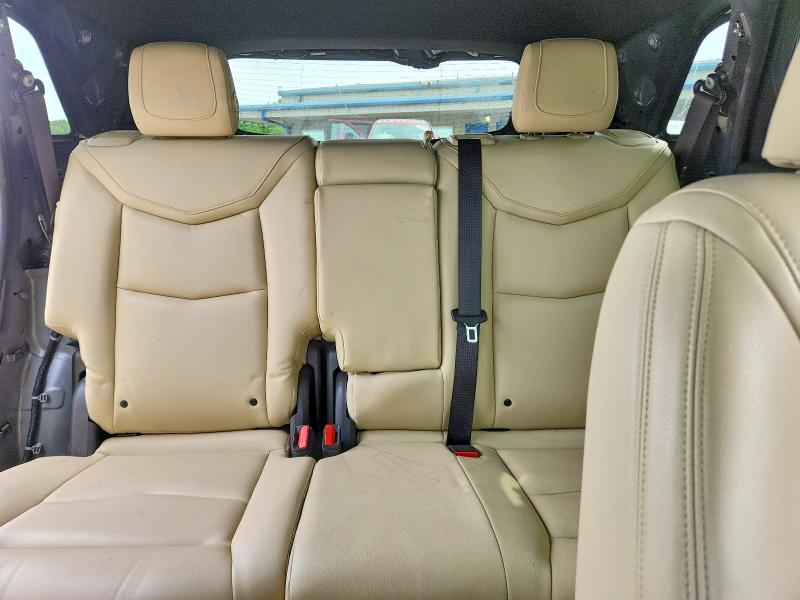 Photo 10 from auction – 2017 CADILLAC XT5 with VIN 1GYKNARS1HZ242818