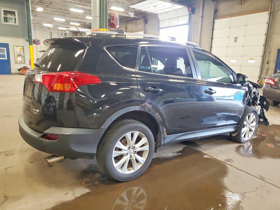 Photo 3 from auction – 2015 TOYOTA RAV4 with VIN 2T3DFREV9FW336825
