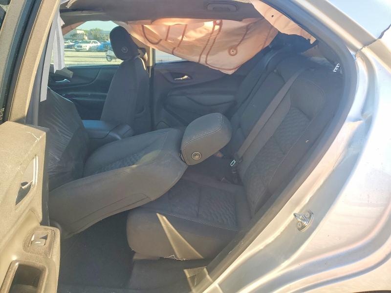 Photo 10 from auction – 2019 CHEVROLET EQUINOX with VIN 2GNAXUEV2K6103031
