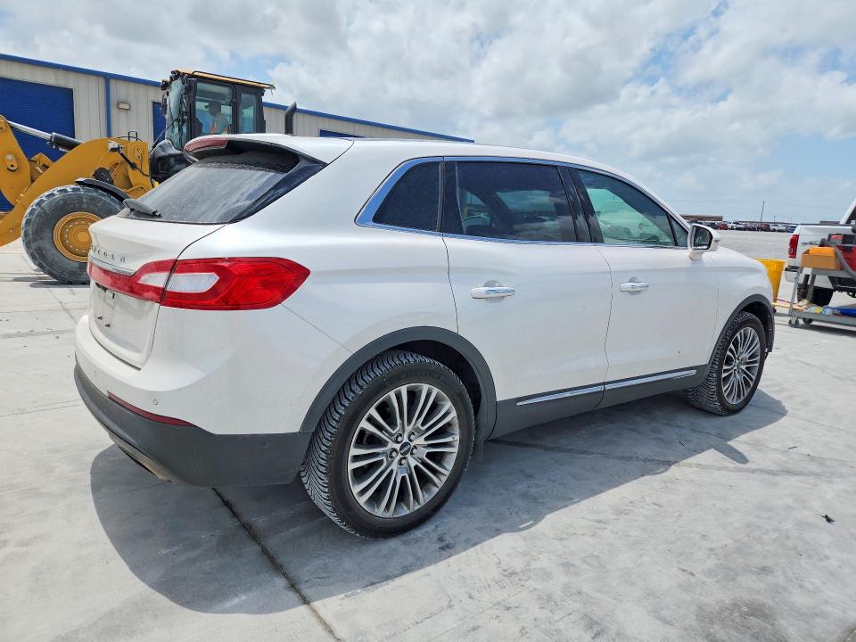 Photo 3 from auction – 2017 LINCOLN MKX with VIN 2LMPJ6LR3HBL49270