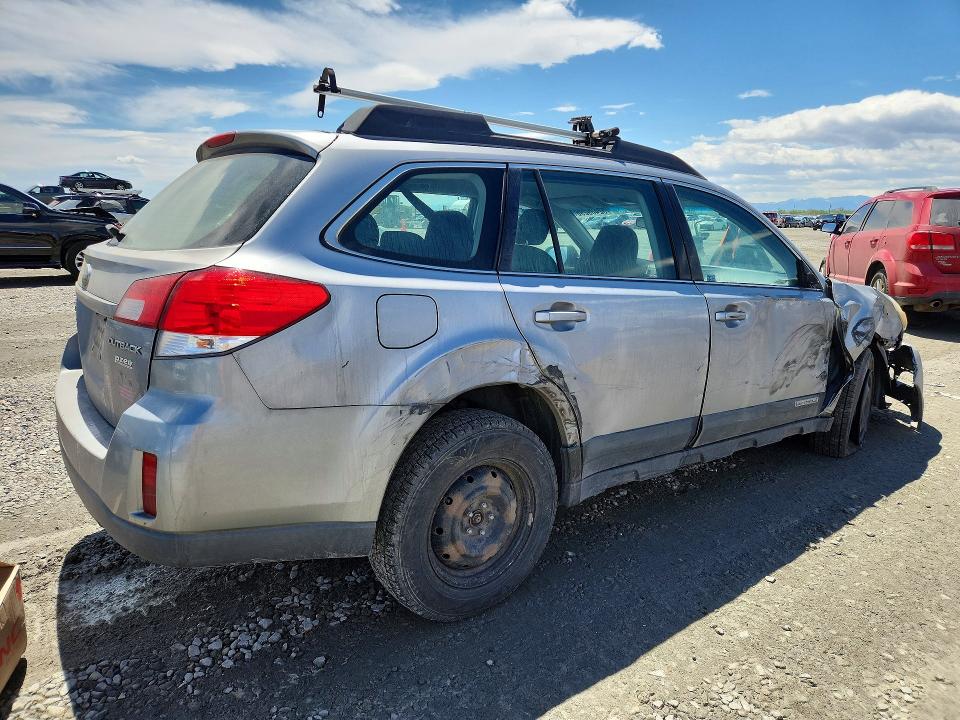 Photo 3 from auction – 2011 SUBARU OUTBACK with VIN 4S4BRBAC7B3404221