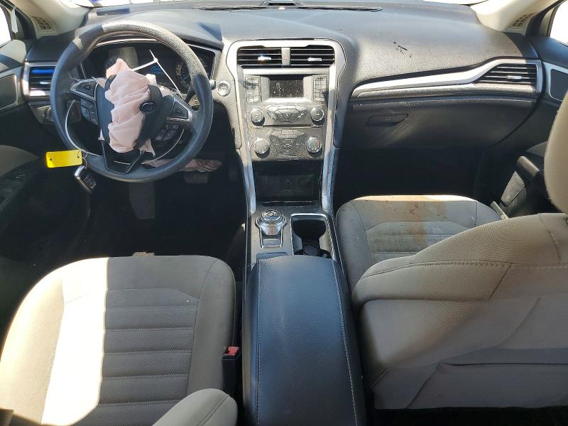 Photo 8 from auction – 2017 FORD FUSION with VIN 3FA6P0G71HR221200