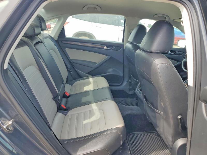 Photo 10 from auction – 2015 VOLKSWAGEN PASSAT with VIN 1VWBT7A3XFC034761