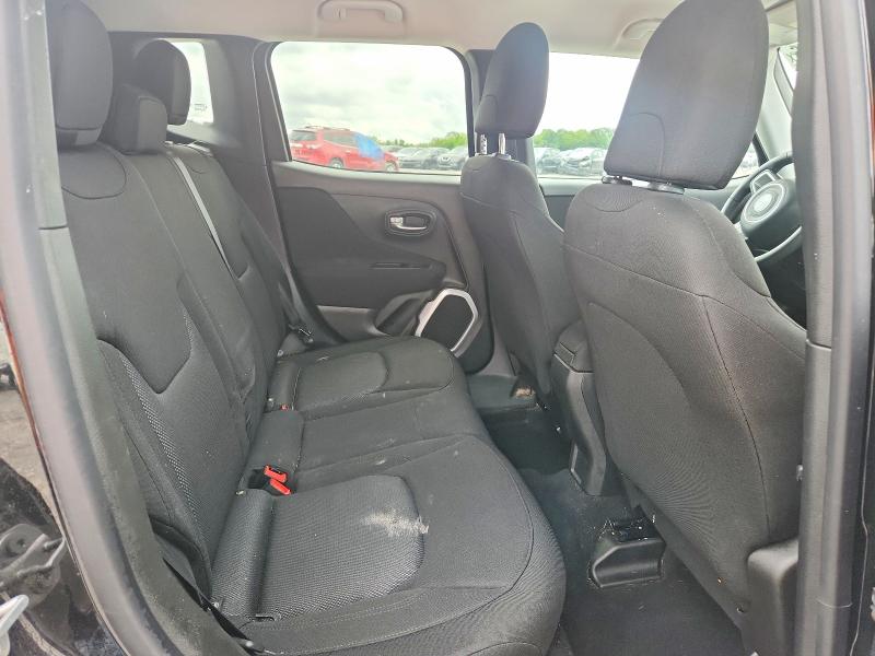Photo 11 from auction – 2018 JEEP RENEGADE with VIN ZACCJBAB4JPJ31950