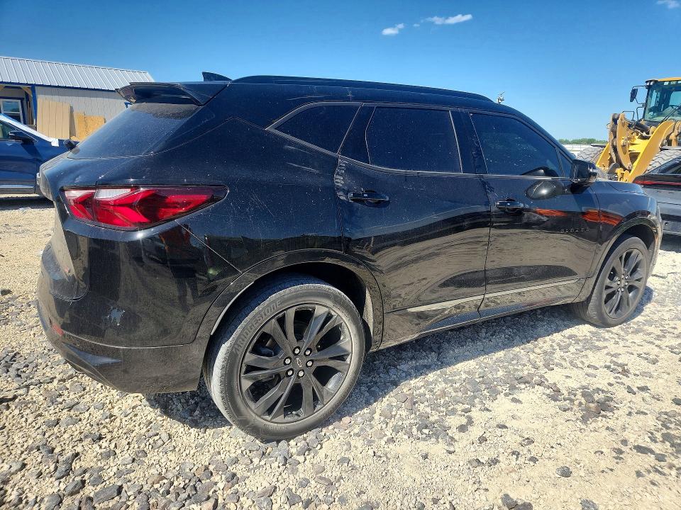 Photo 3 from auction – 2022 CHEVROLET BLAZER with VIN 3GNKBERS7NS211739