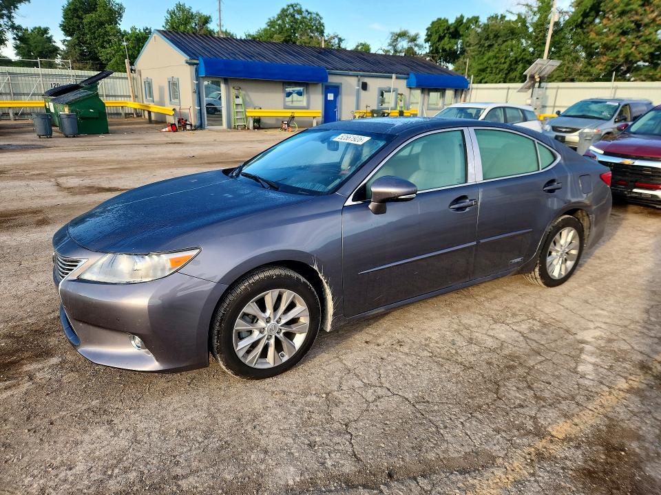 LEXUS ES 2014 with VIN JTHBW1GGXE2042718 - Photo from auction