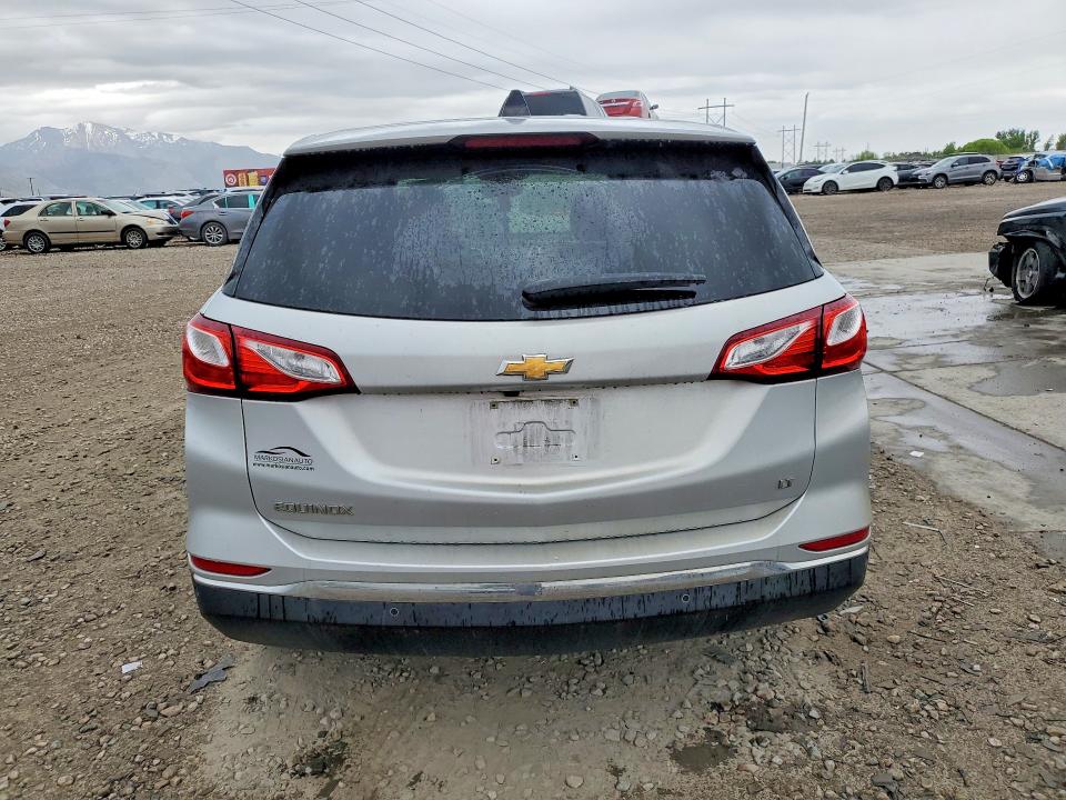 Photo 6 from auction – 2018 CHEVROLET EQUINOX with VIN 2GNAXJEV9J6292256