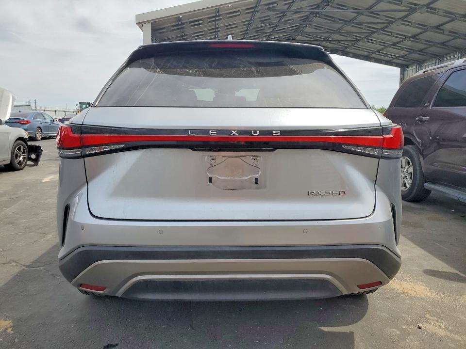 Photo 6 from auction – 2023 LEXUS RX 350 with VIN 2T2BAMBA0PC001048
