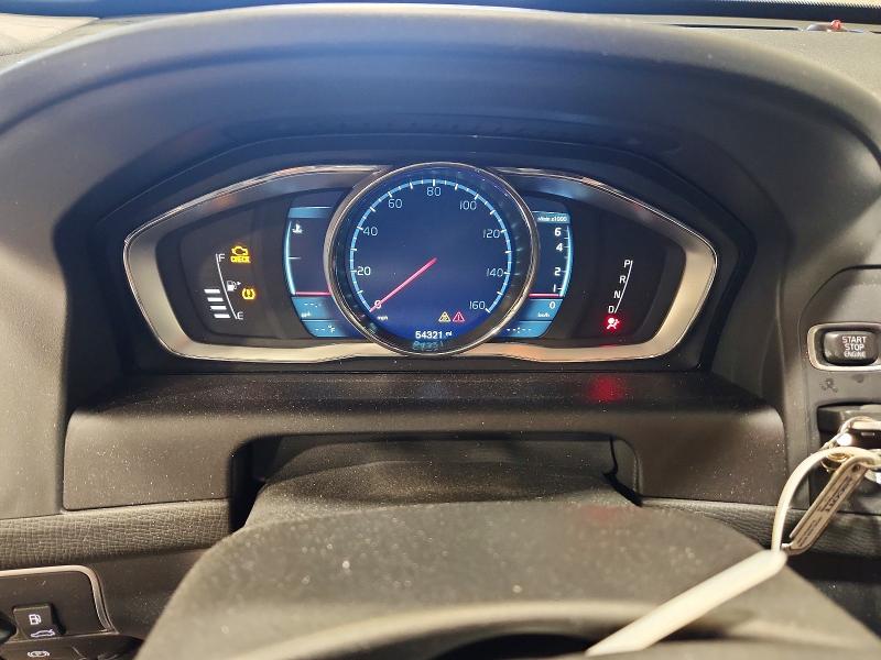 Zdjęcie 9 z aukcji – 2015 VOLVO XC60 z VIN YV4902RC7F2619186