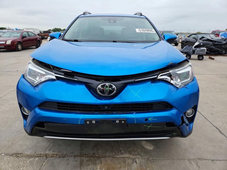 Photo 5 from auction – 2017 TOYOTA RAV4 with VIN JTMYFREV5HJ709930