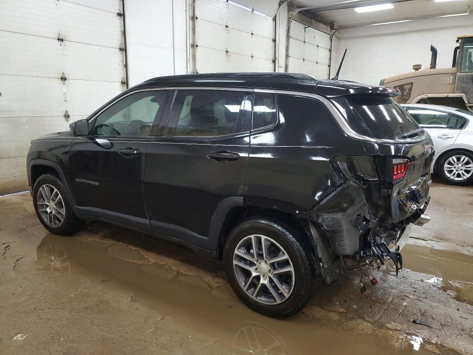 Photo 2 from auction – 2018 JEEP COMPASS with VIN 3C4NJCBB8JT374654