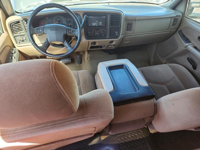 Photo 8 from auction – 2003 GMC 1500 with VIN 1GTEK19T73E379833