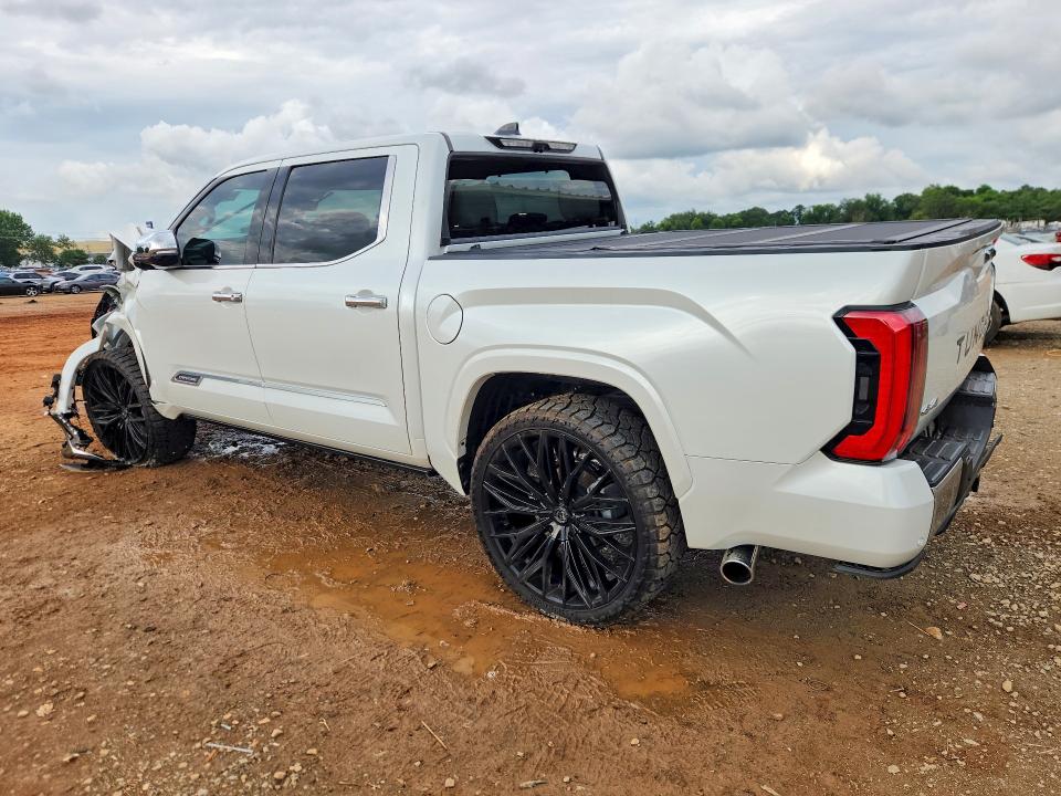 Photo 2 from auction – 2023 TOYOTA TUNDRA with VIN 5TFVC5DB7PX015201