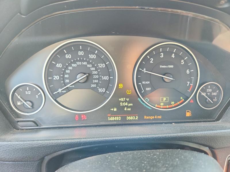 Photo 9 from auction – 2014 BMW 320 with VIN WBA3C3C52EPV90775