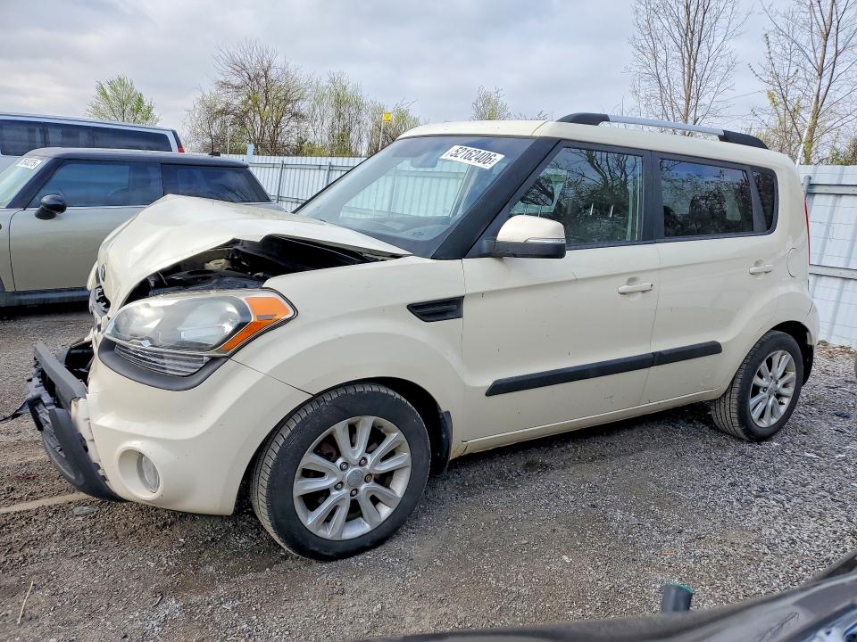 KIA SOUL 2013 with VIN KNDJT2A62D7540828 - Photo from auction
