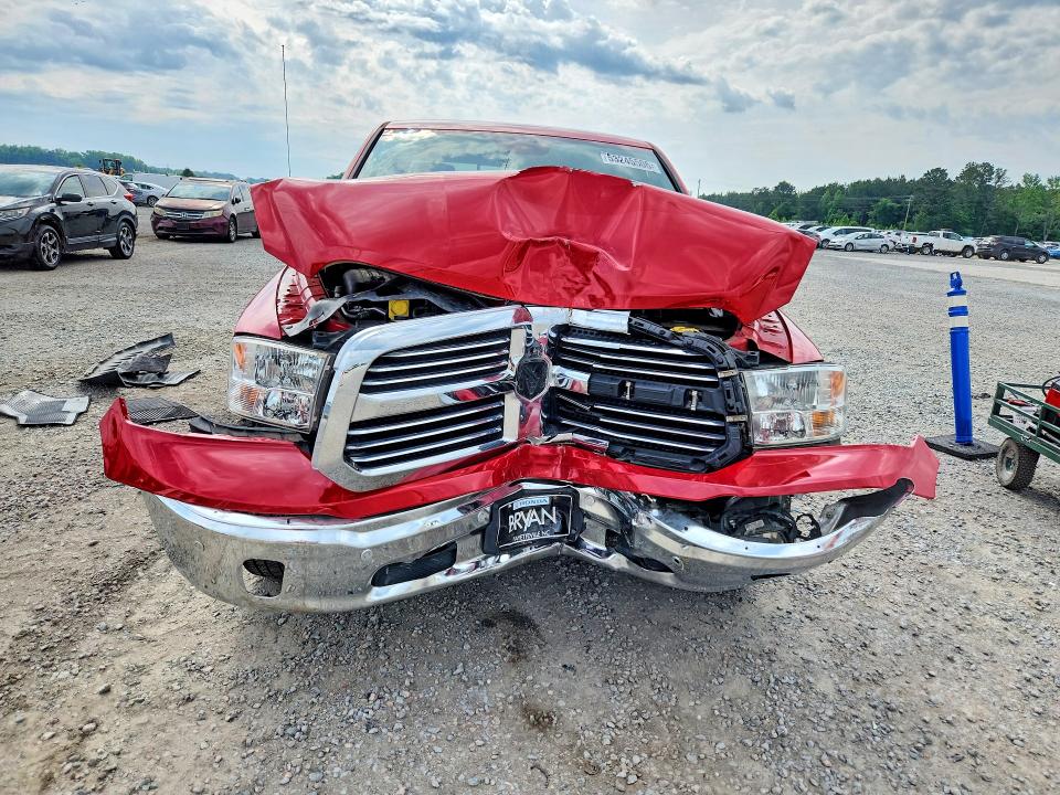 Photo 5 from auction – 2016 RAM 1500 with VIN 1C6RR6GT2GS101711