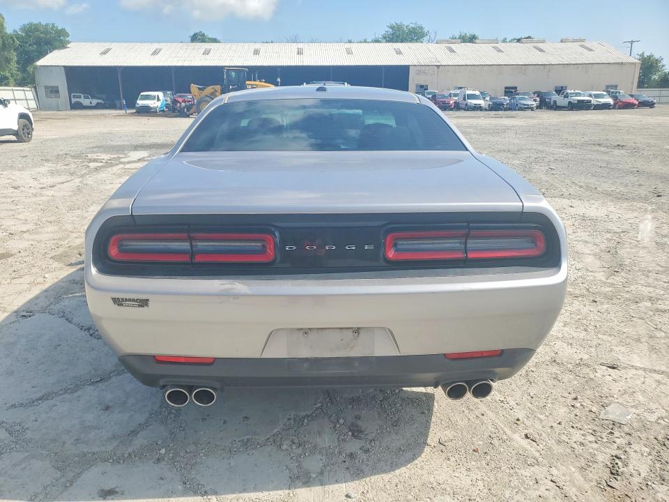 Photo 6 from auction – 2017 DODGE CHALLENGER with VIN 2C3CDZAG1HH609028
