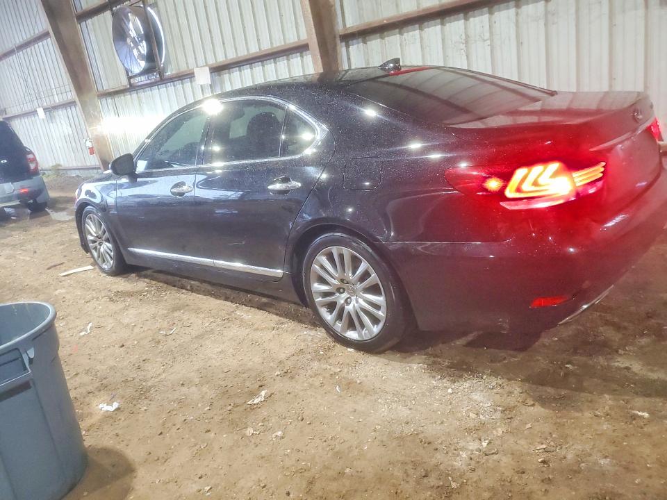 Фото 2 с аукциона – 2014 LEXUS LS с VIN JTHBL5EF7E5130277