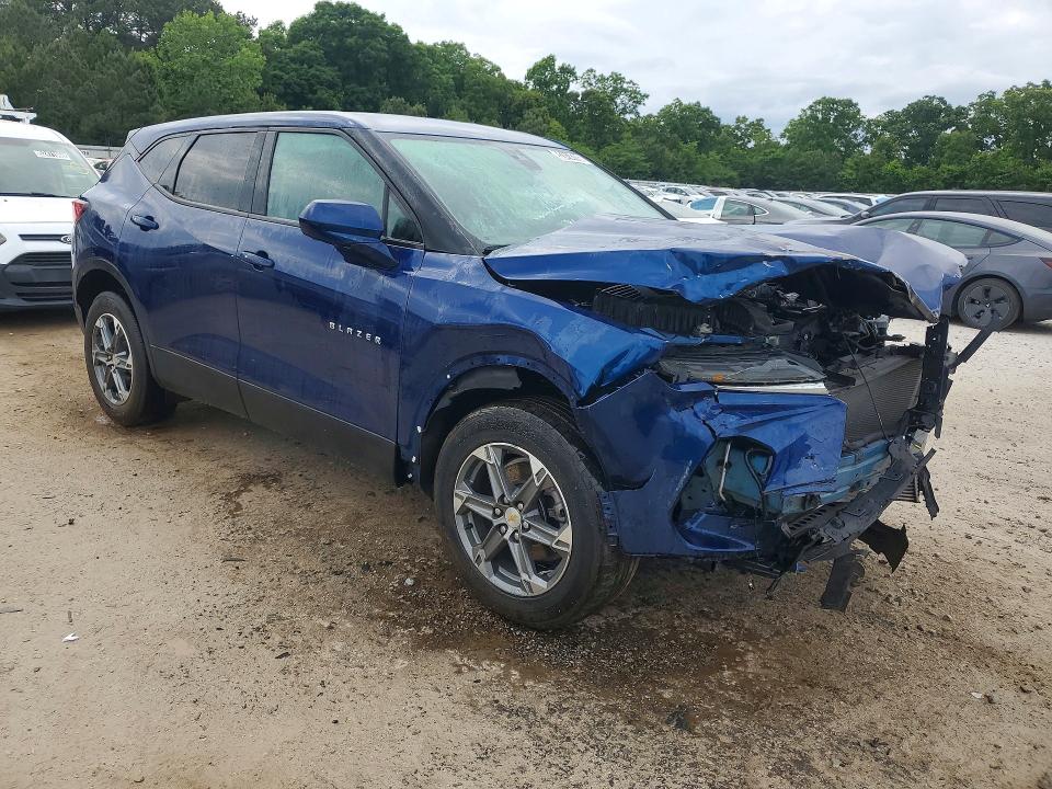 Photo 4 from auction – 2023 CHEVROLET BLAZER with VIN 3GNKBCR40PS148279