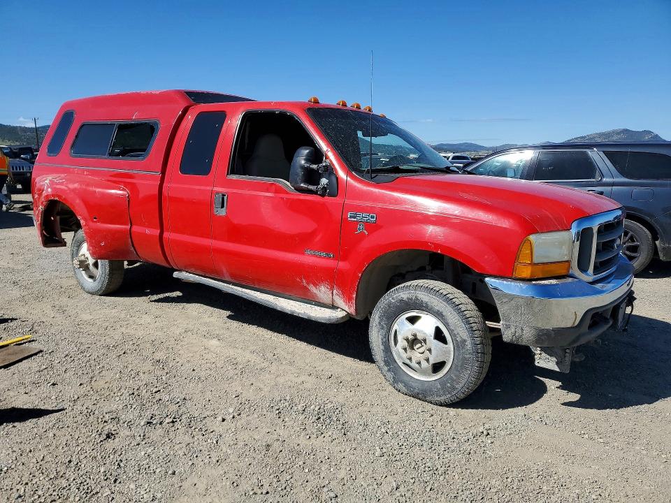 Photo 4 from auction – 2000 FORD F350 with VIN 1FTWX33F7YEE53635
