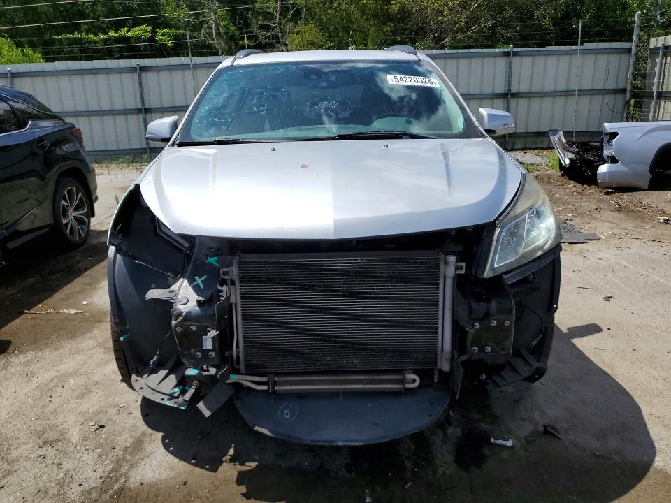 Photo 5 from auction – 2017 CHEVROLET TRAVERSE with VIN 1GNKRJKD0HJ197513