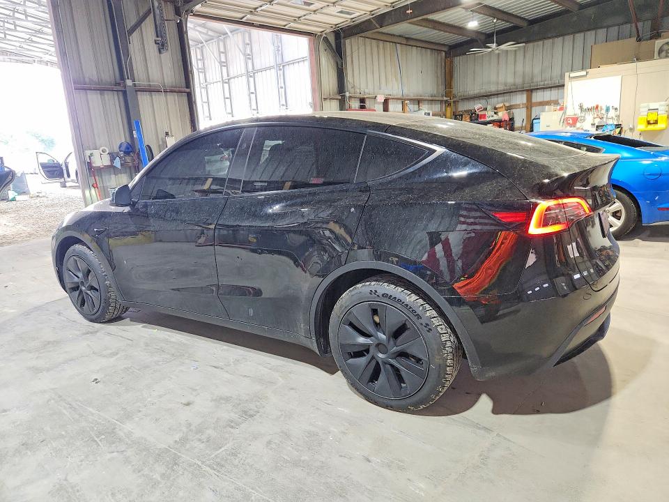 Photo 2 from auction – 2024 TESLA MODEL Y with VIN 7SAYGDEE5RA304983
