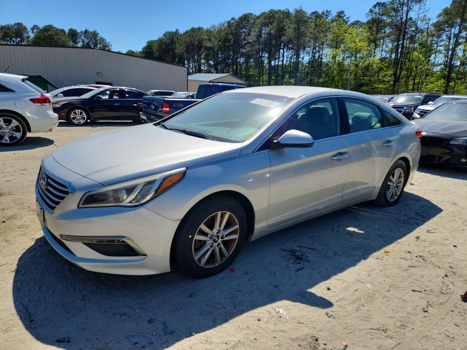 HYUNDAI SONATA 2015 with VIN 5NPE24AF6FH001885 - Photo from auction