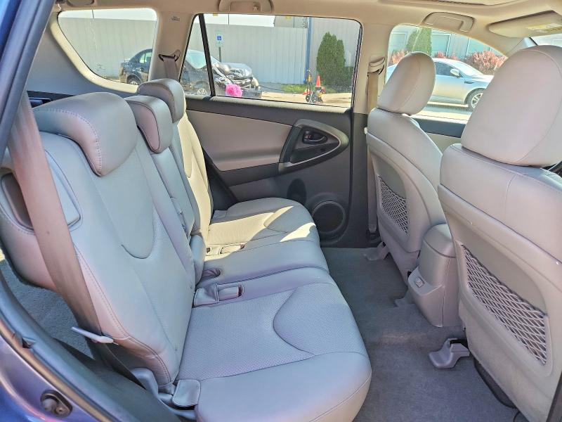 Photo 11 from auction – 2011 TOYOTA RAV4 with VIN 2T3DF4DV7BW145502