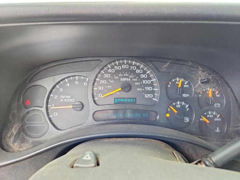 Photo 9 from auction – 2005 CHEVROLET SILVERADO with VIN 1GCEC19X45Z271309