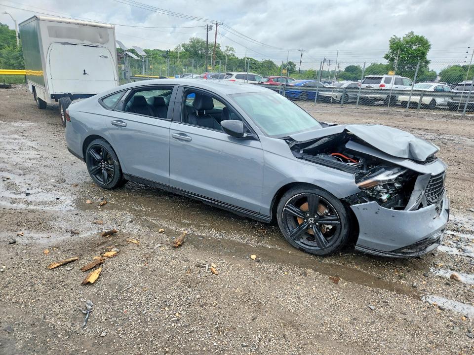 Photo 4 from auction – 2025 HONDA ACCORD with VIN 1HGCY2F73SA030811