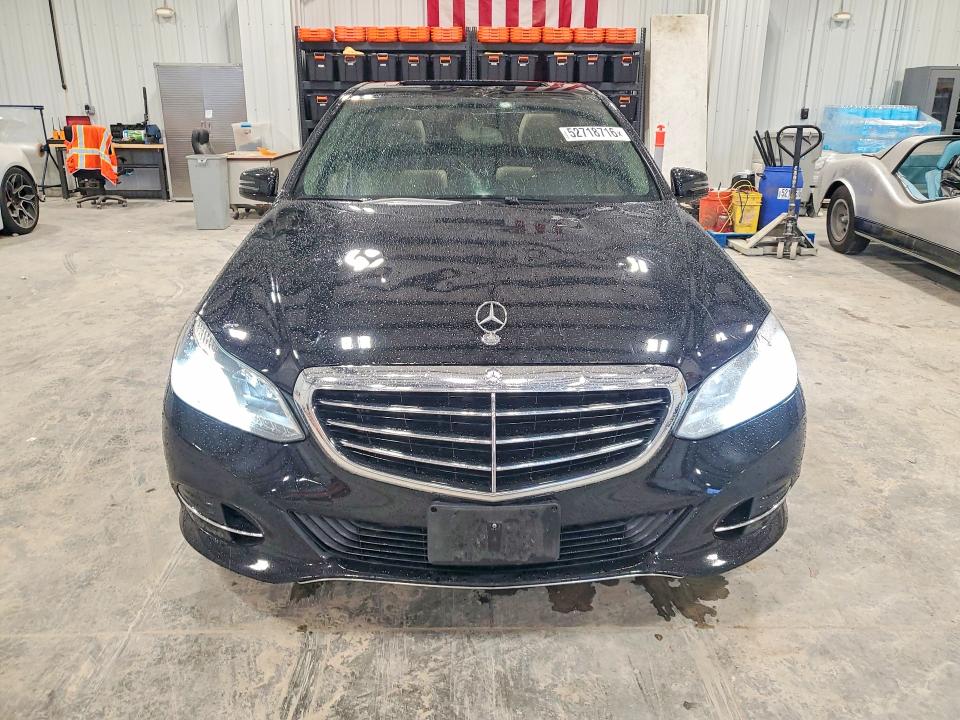 Photo 5 from auction – 2014 MERCEDES-BENZ E with VIN WDDHF8JB2EA895692