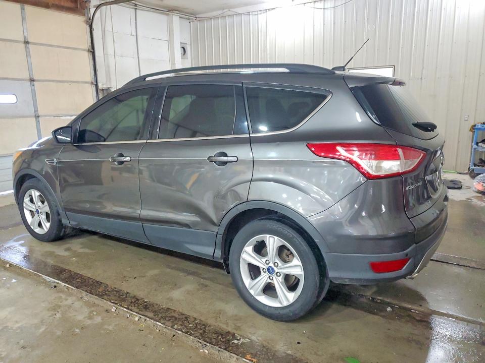 Photo 2 from auction – 2015 FORD ESCAPE with VIN 1FMCU0G98FUB18350