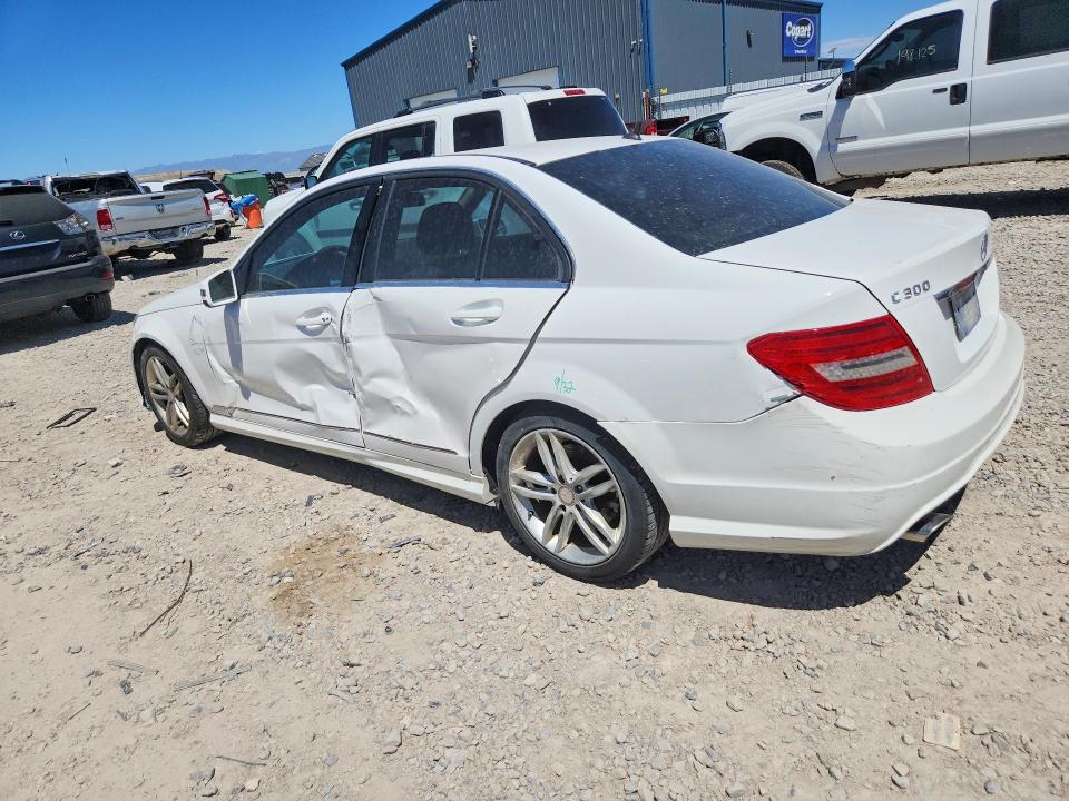 Photo 2 from auction – 2013 MERCEDES-BENZ C with VIN WDDGF8AB2DR242615