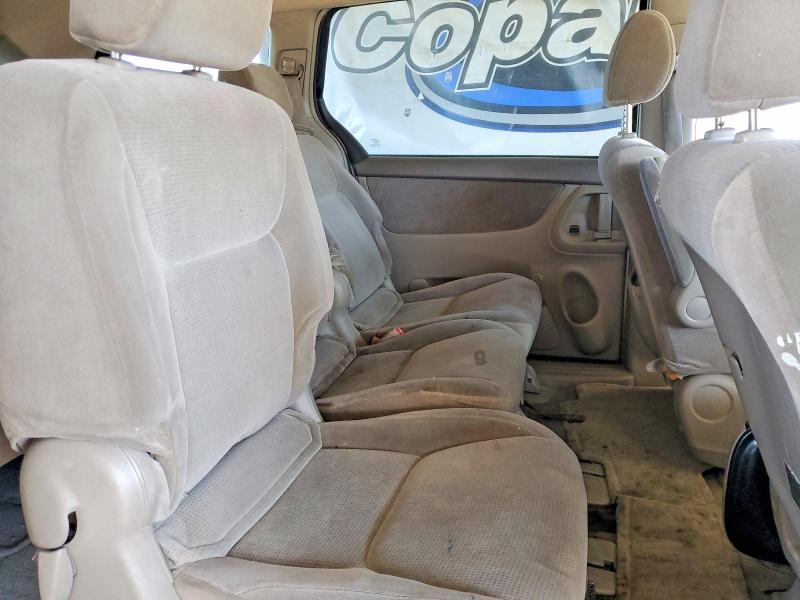 Photo 11 from auction – 2004 TOYOTA SIENNA with VIN 5TDZA23CX4S205303