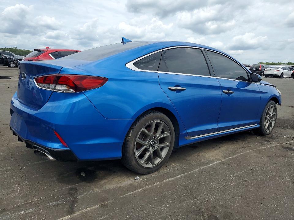 Photo 3 from auction – 2018 HYUNDAI SONATA with VIN 5NPE34ABXJH618483
