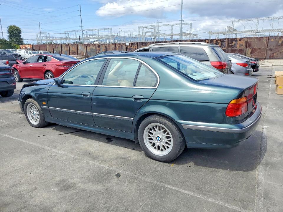 Photo 2 from auction – 2000 BMW 528 with VIN WBADM6345YGU18707
