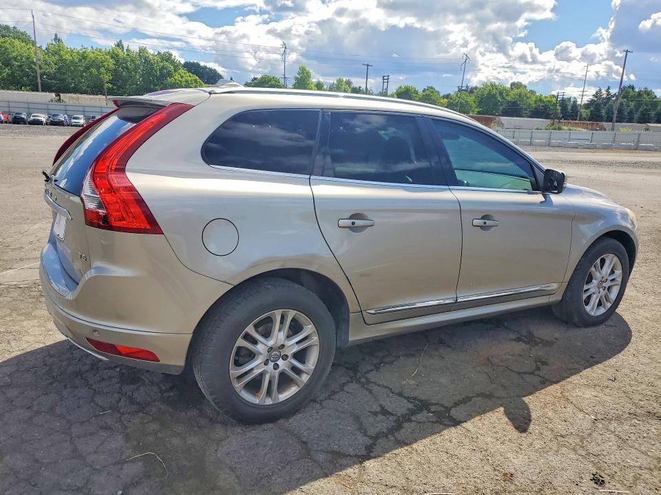 Photo 3 from auction – 2016 VOLVO XC60 with VIN YV440MDK0G2823446