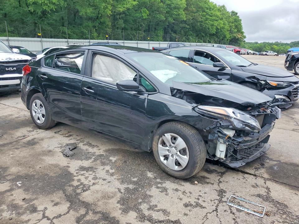 Photo 4 from auction – 2018 KIA FORTE with VIN 3KPFK4A78JE168212