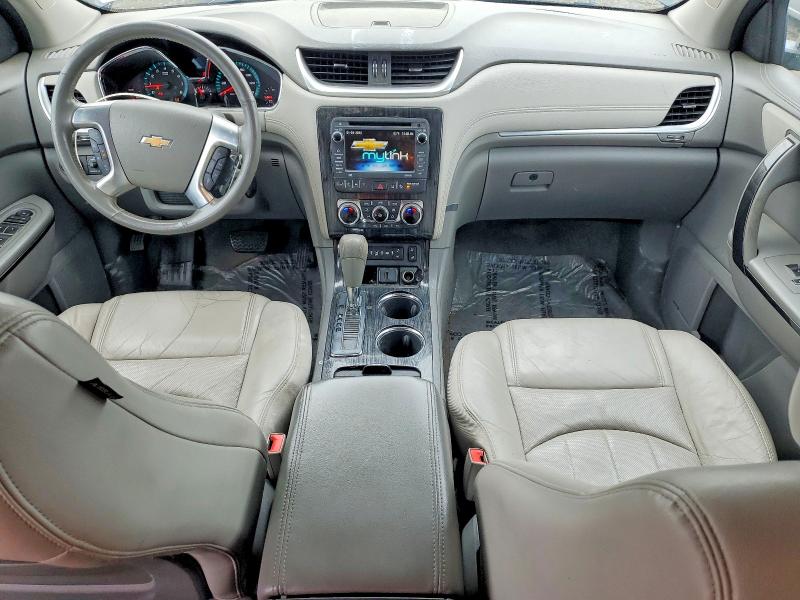 Photo 8 from auction – 2015 CHEVROLET TRAVERSE with VIN 1GNKVJKD2FJ330281