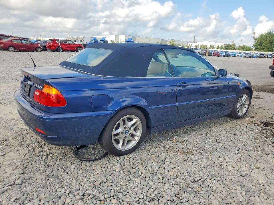 Photo 3 from auction – 2004 BMW 325 with VIN WBABW33434PL29857
