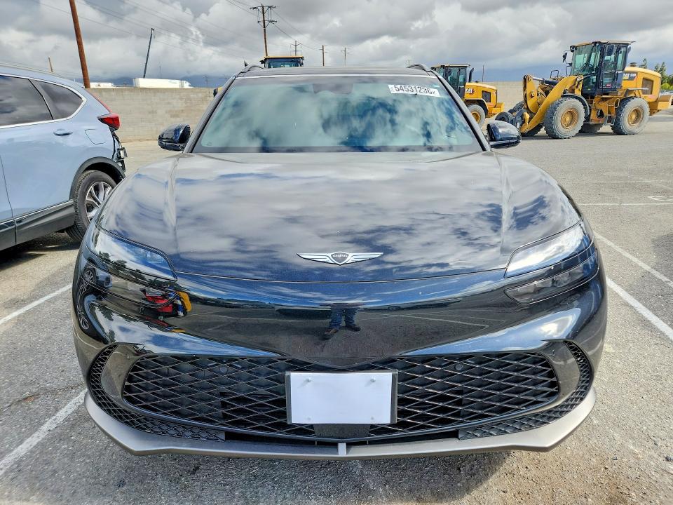 Photo 5 from auction – 2025 GENESIS GV60 with VIN KMUKB4SA2SU027449