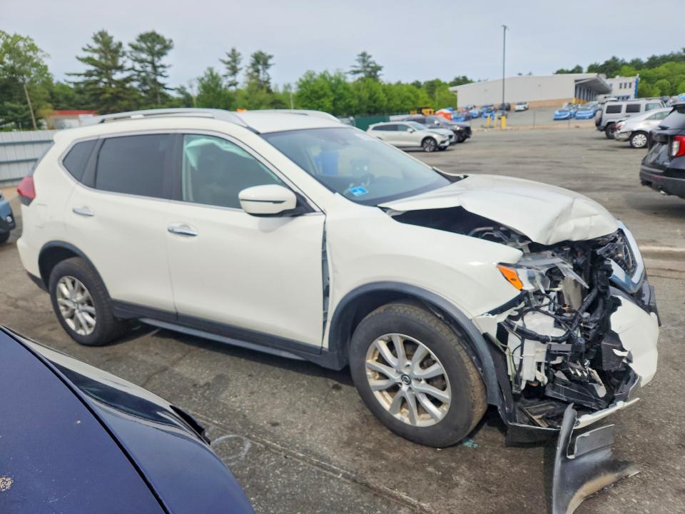 Photo 4 from auction – 2019 NISSAN ROGUE with VIN JN8AT2MV2KW376202